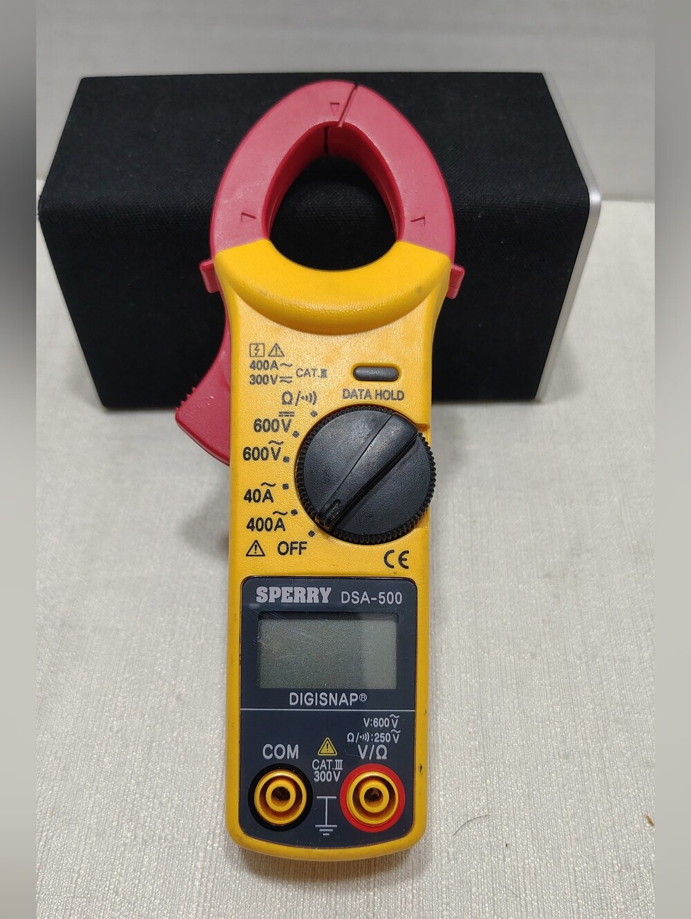 Sperry Instruments DSA 500A Digital Clamp Meter